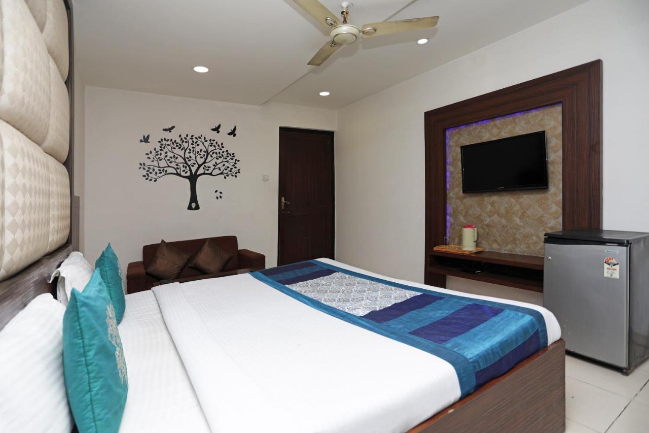 The Gagan Plaza Hotel Канпур Екстериор снимка