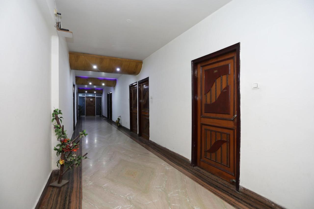 The Gagan Plaza Hotel Канпур Екстериор снимка