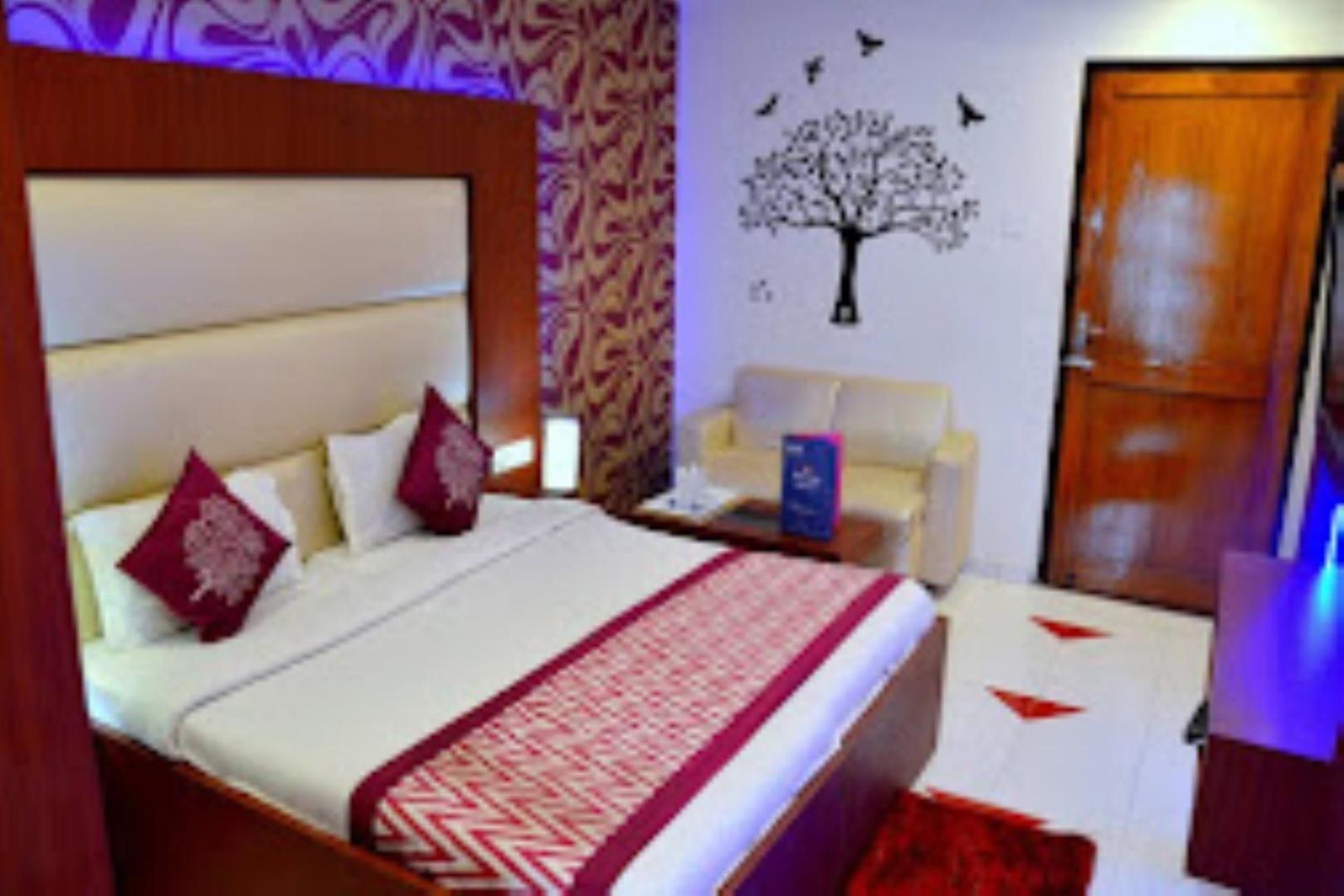The Gagan Plaza Hotel Канпур Екстериор снимка