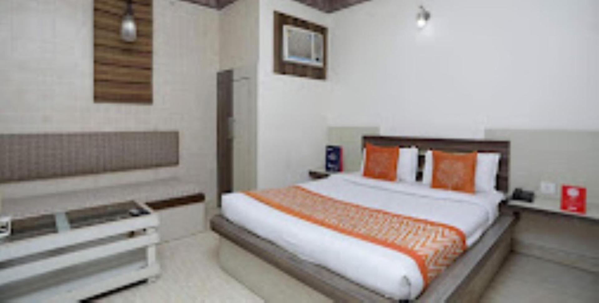 The Gagan Plaza Hotel Канпур Екстериор снимка