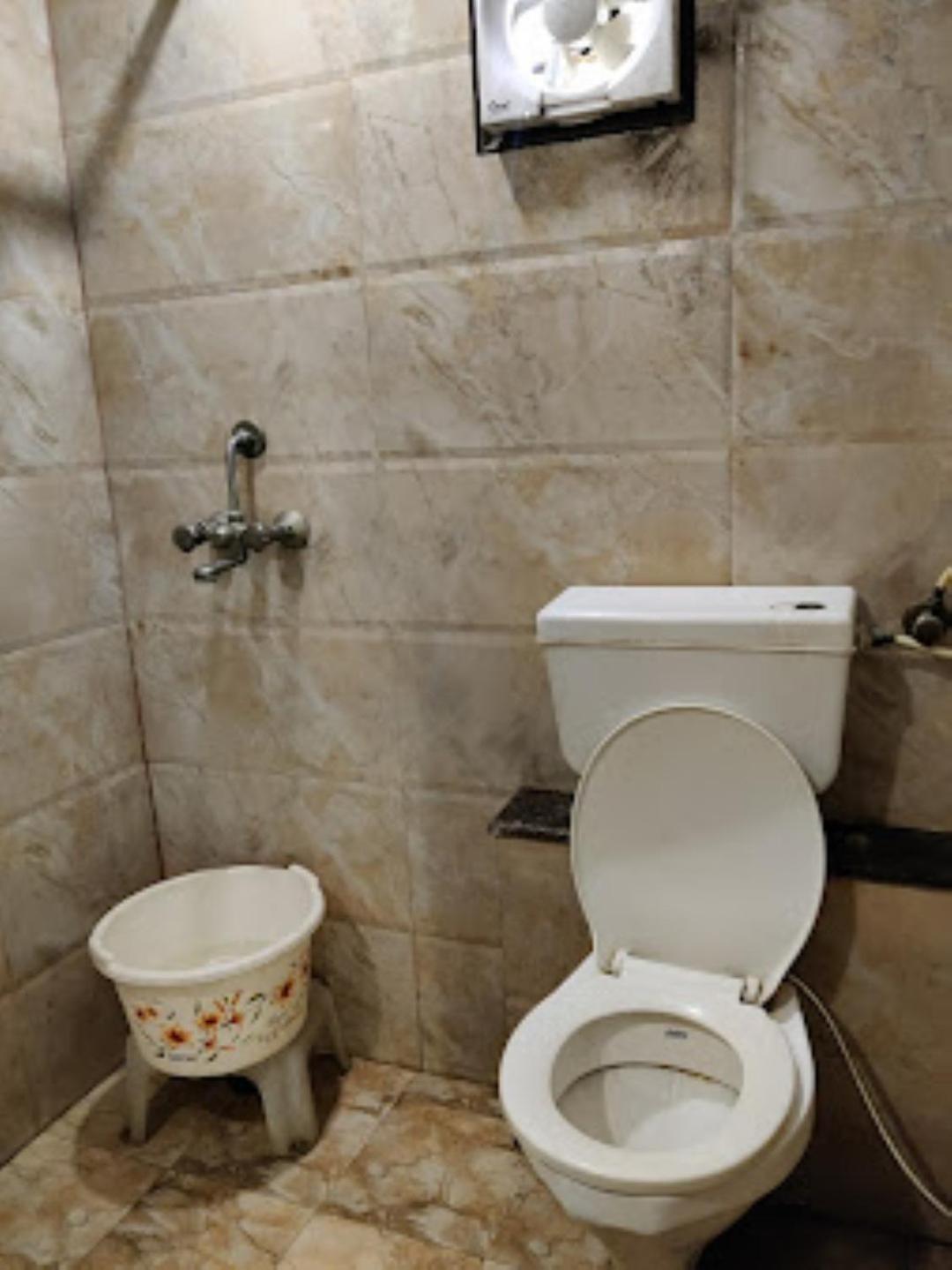 The Gagan Plaza Hotel Канпур Екстериор снимка