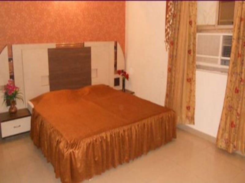 The Gagan Plaza Hotel Канпур Екстериор снимка